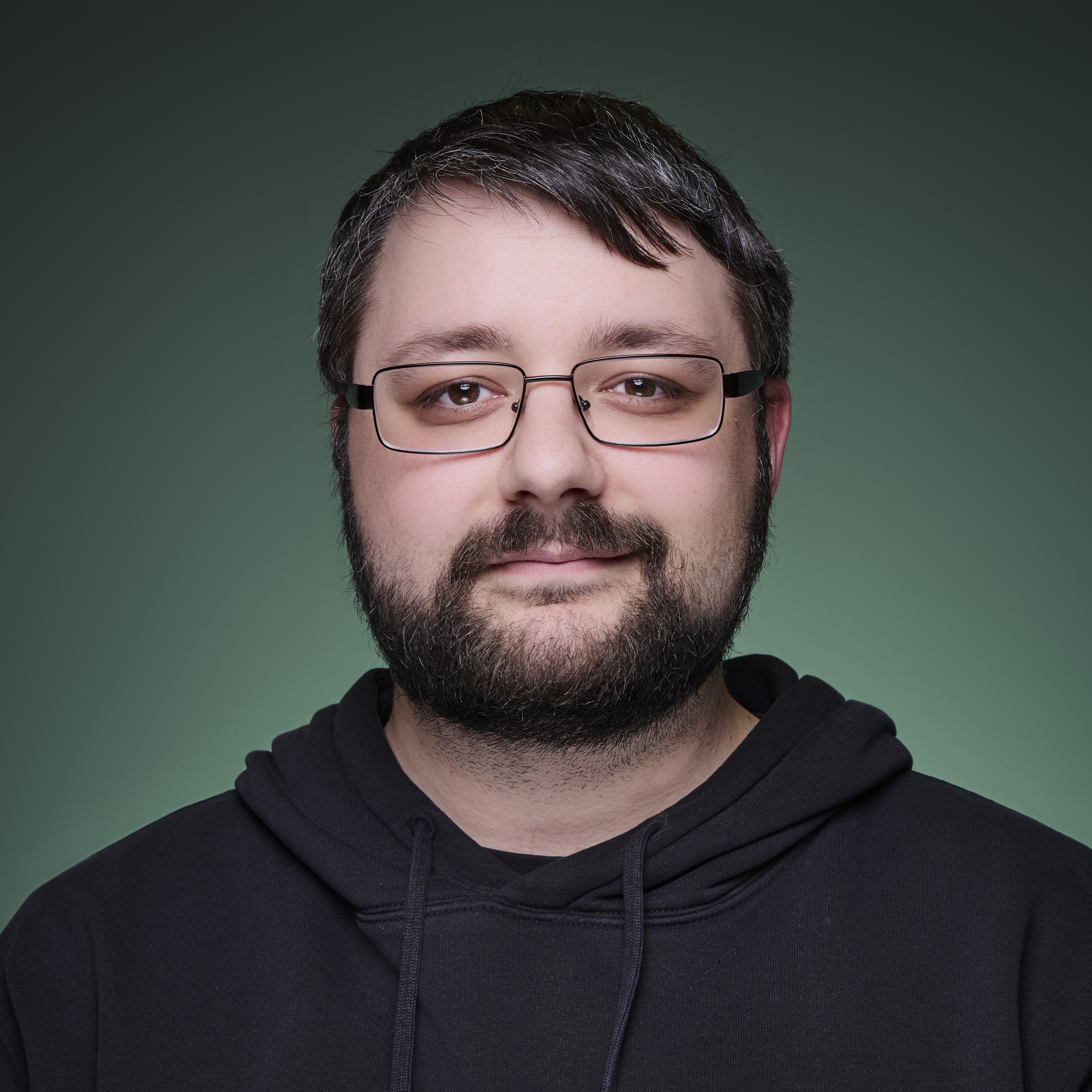 Portraitfoto (quadratisch, Auflösung mind. 1.200 x 1.200)