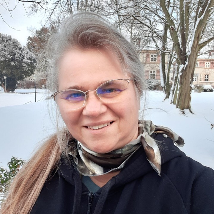 Portraitfoto (quadratisch, Auflösung mind. 1.200 x 1.200)